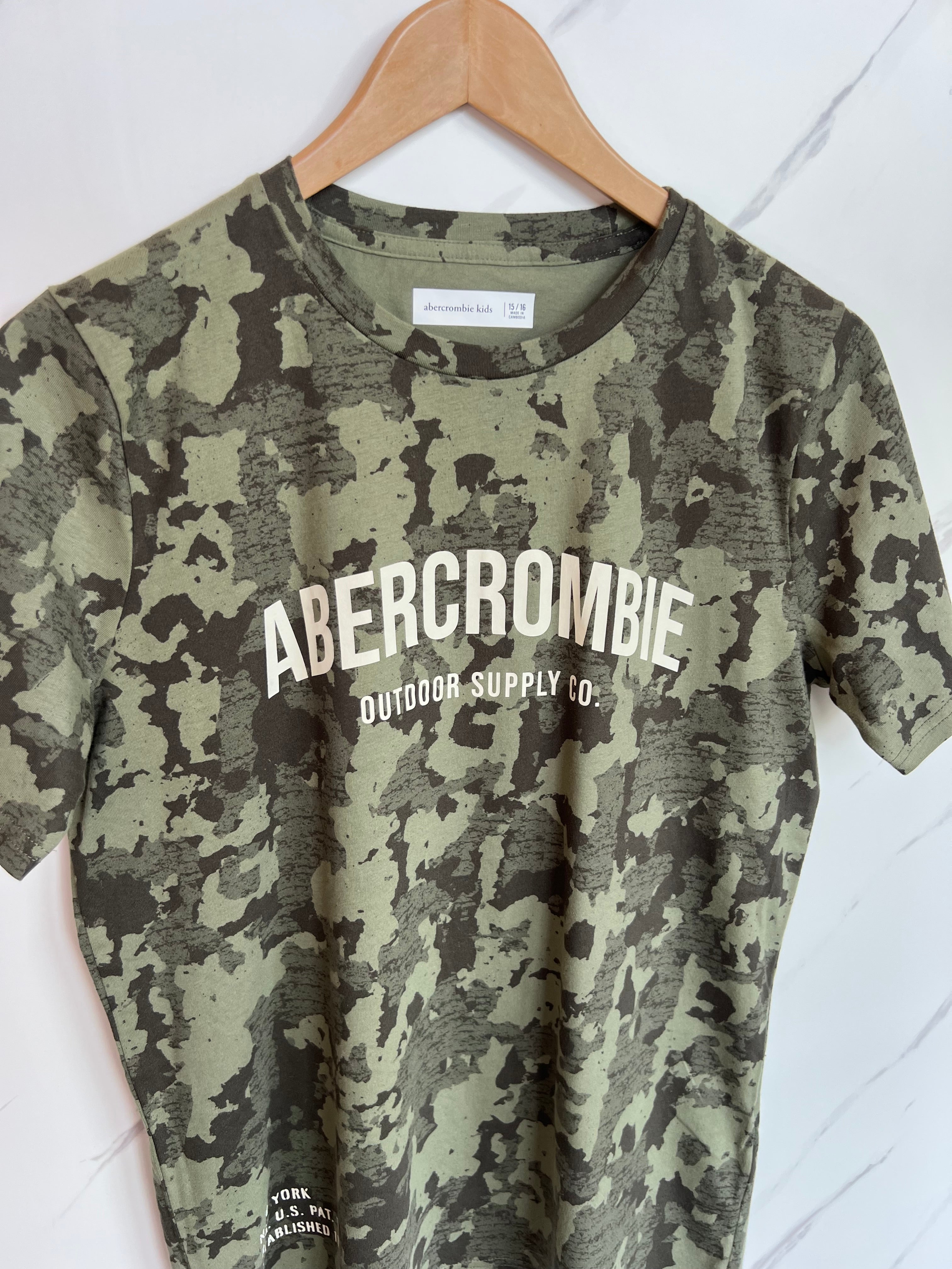 Abercrombie Camouflage T-Shirt Age 15-16 Years