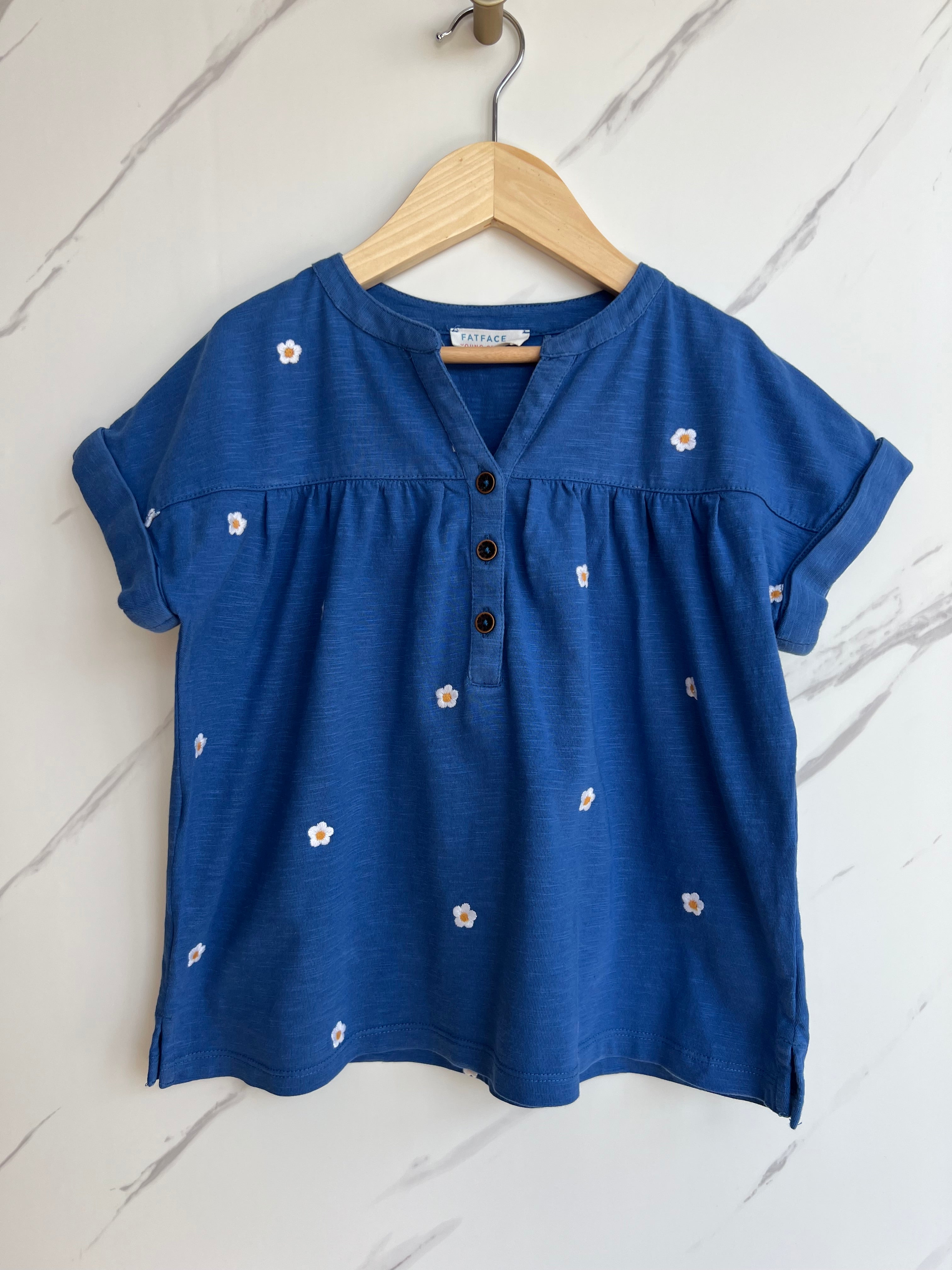Fatface Blue T-shirt with Embroidered Daisies Age 6-7 Years