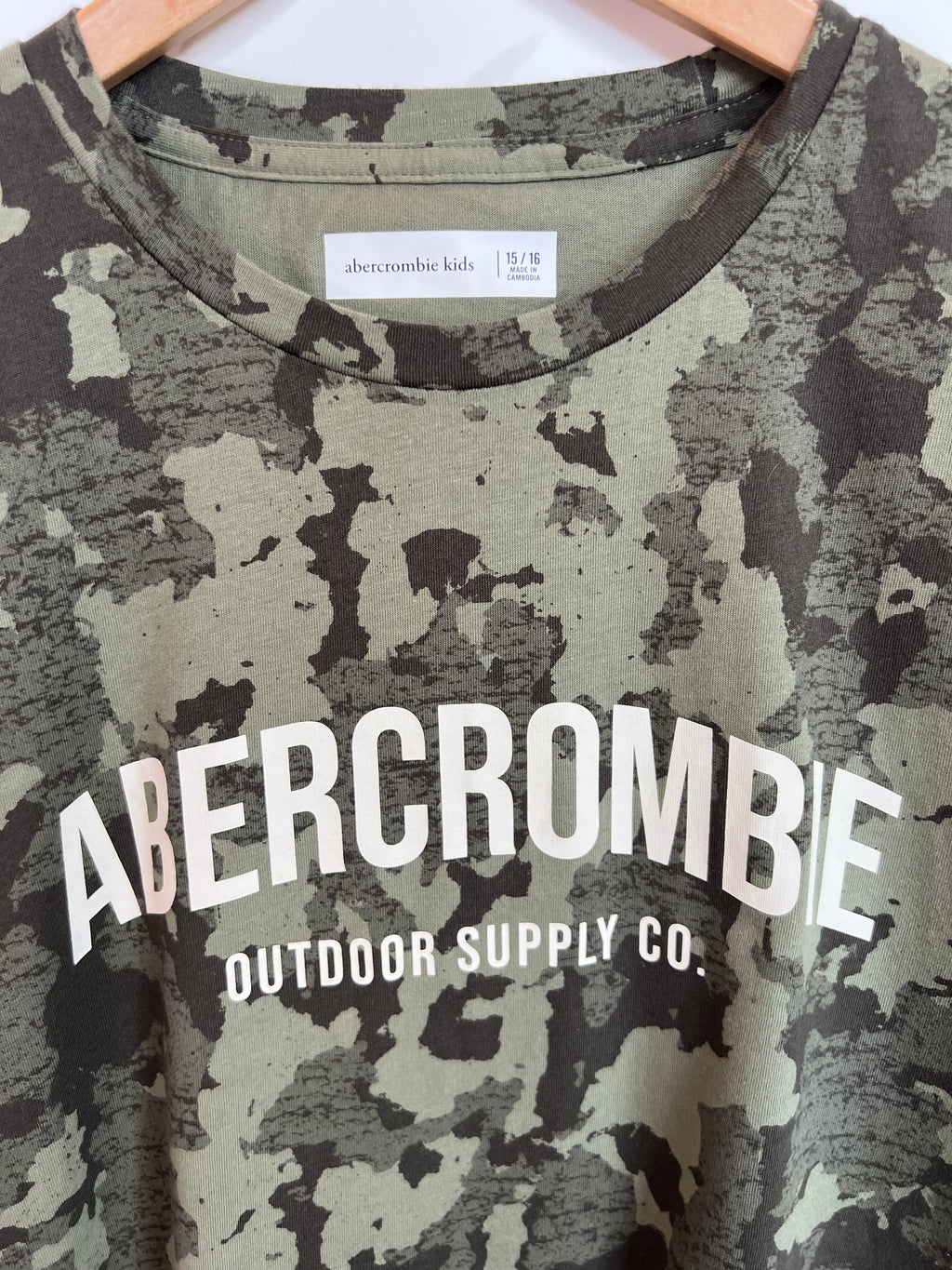 Abercrombie Camouflage T-Shirt Age 15-16 Years