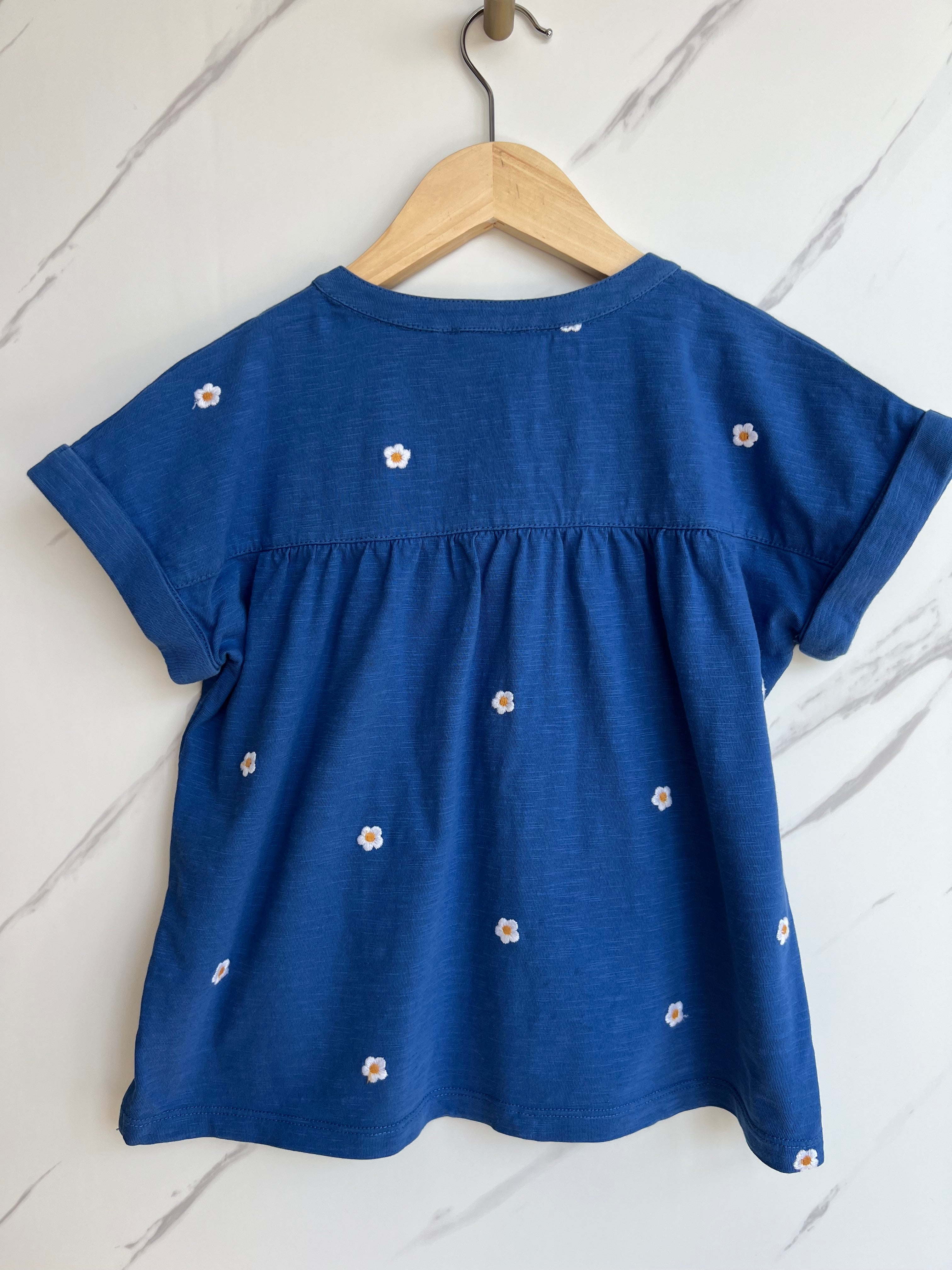 Fatface Blue T-shirt with Embroidered Daisies Age 6-7 Years