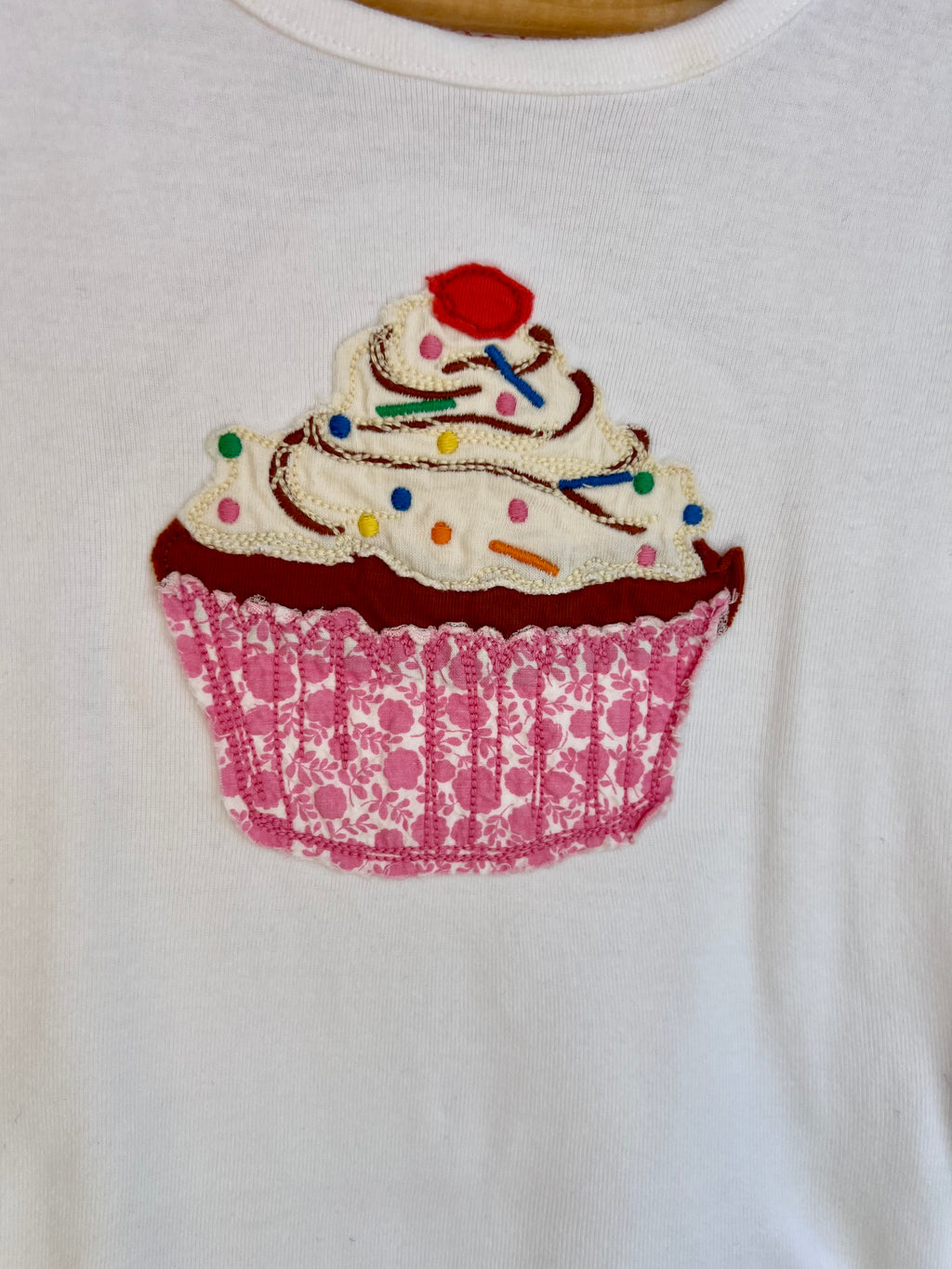 Boden White cupcake T-Shirt Age 2-3 Years