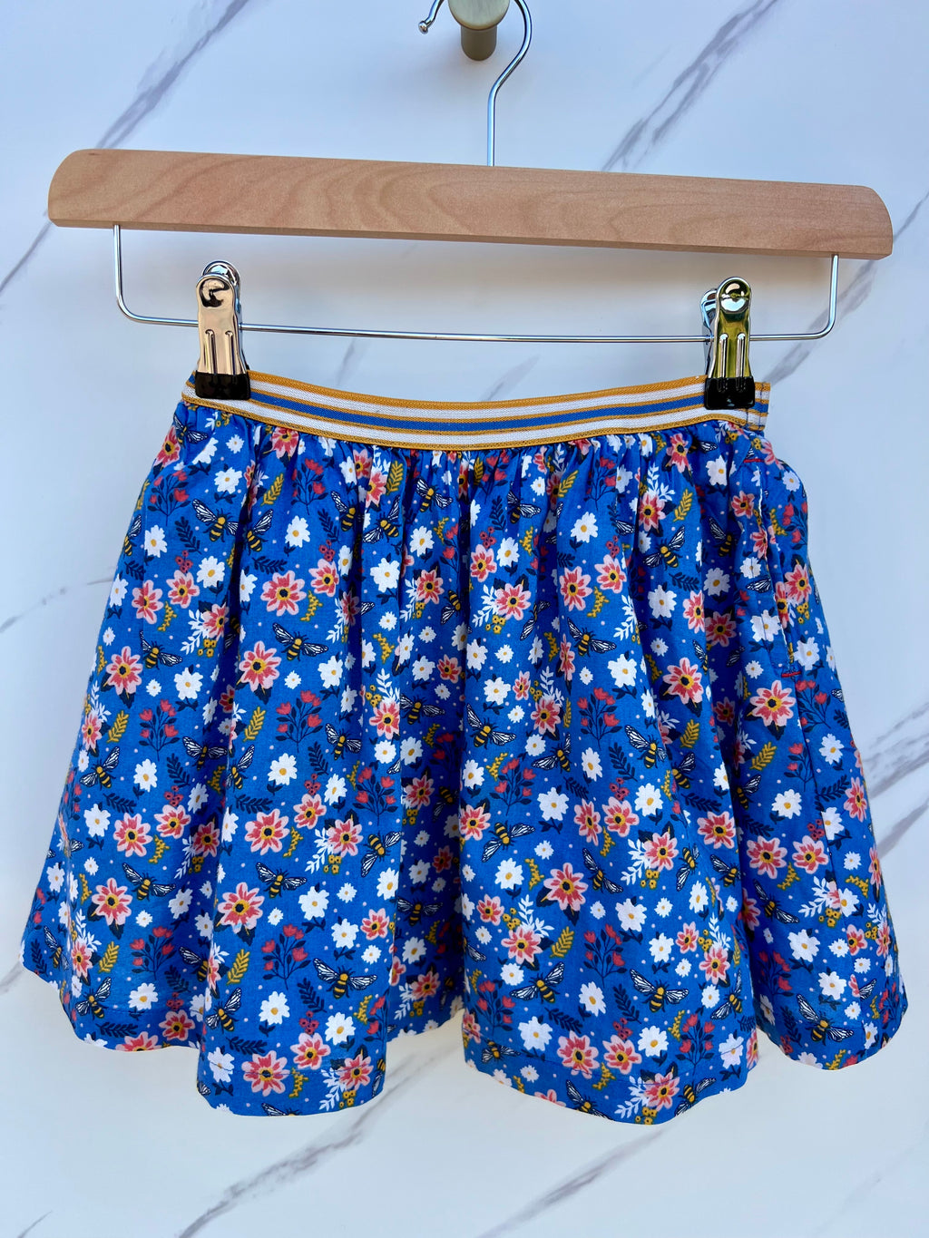 Fatface Royal Blue Flowers and Bees Skirt Age 7-8 years